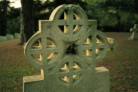 unusual headstone with circular design